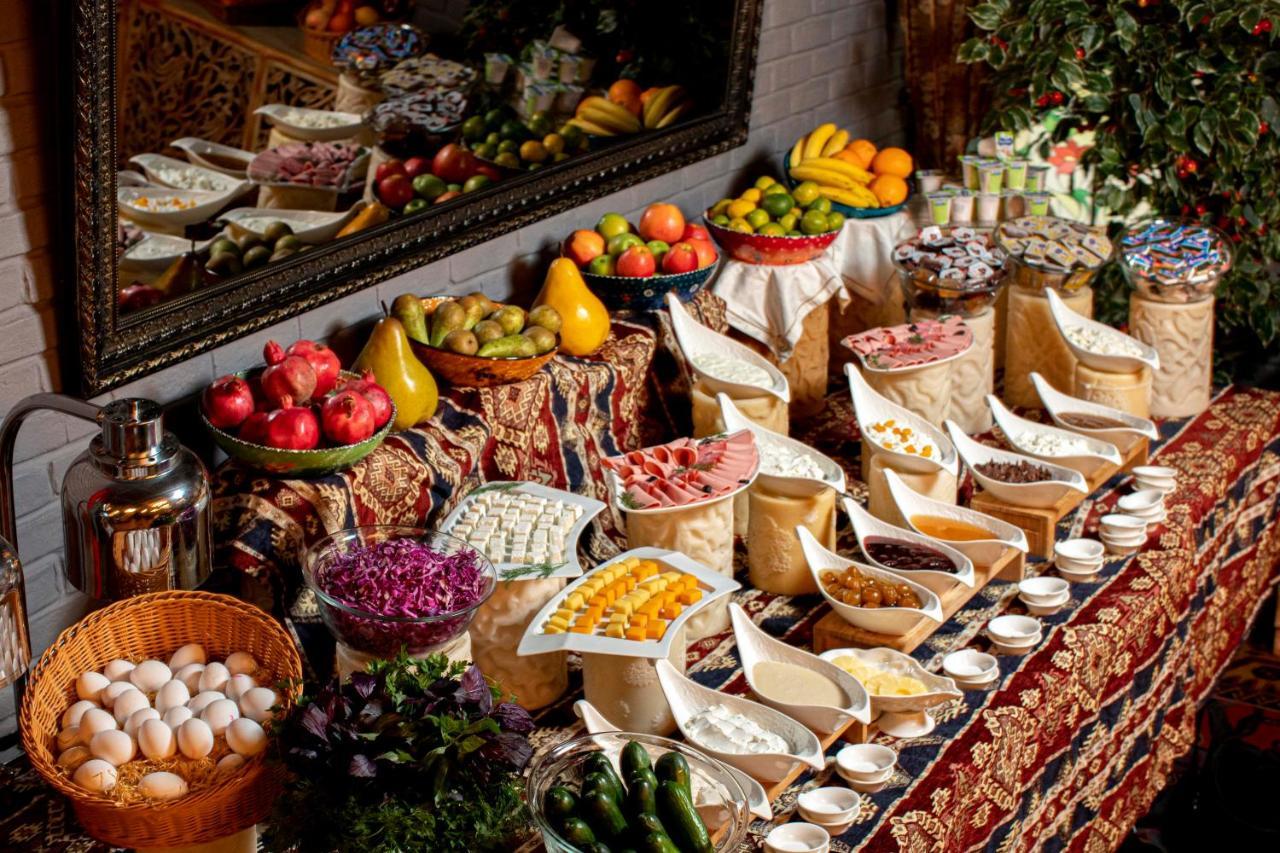 Sapphire Bayil Hotel Baku Exteriör bild